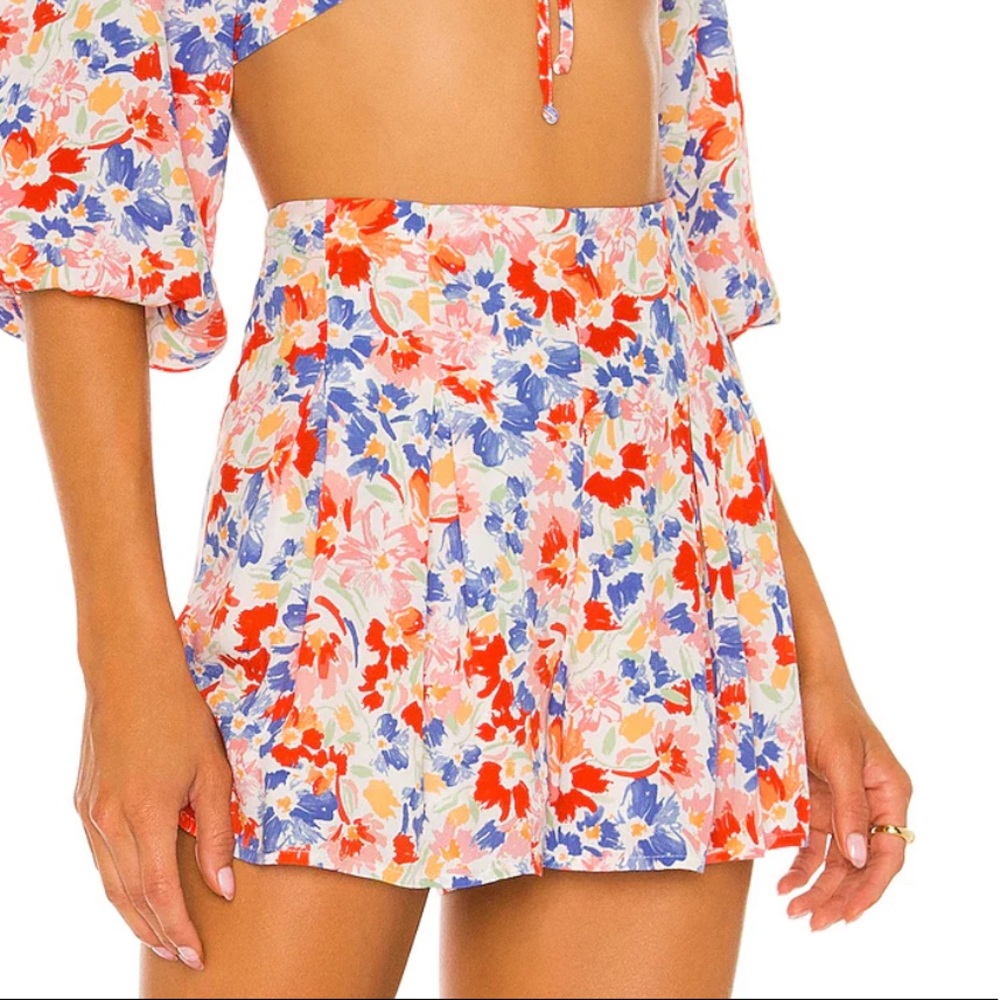 L*Space Ioana Short